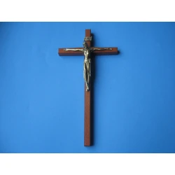 Krzyż drewniany  brąz na ścianę 24,5 cm